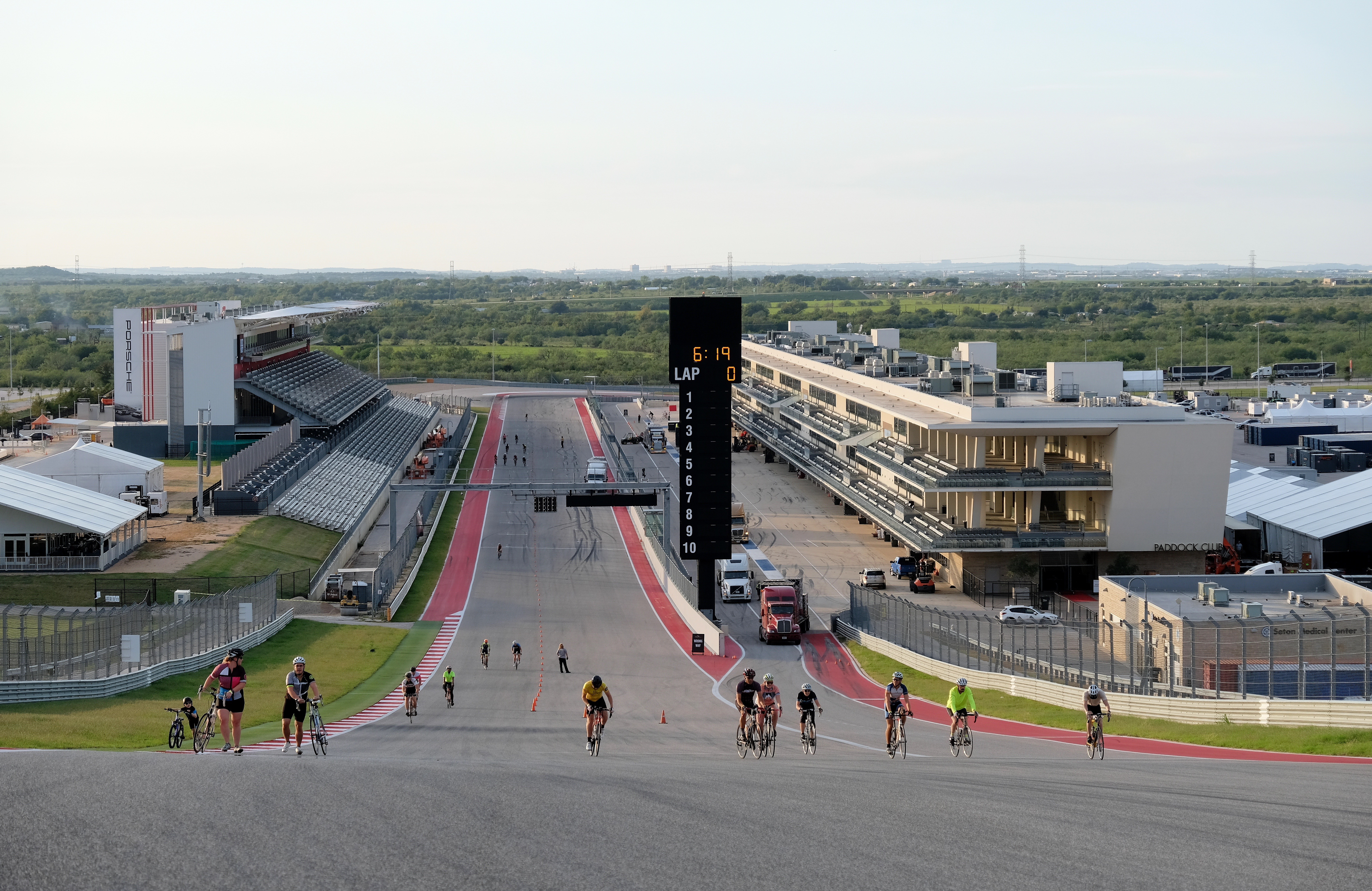 MotoGP Amériques 2026 : Bezzecchi troisième victoire, Aprilia triple champion d'ouverture