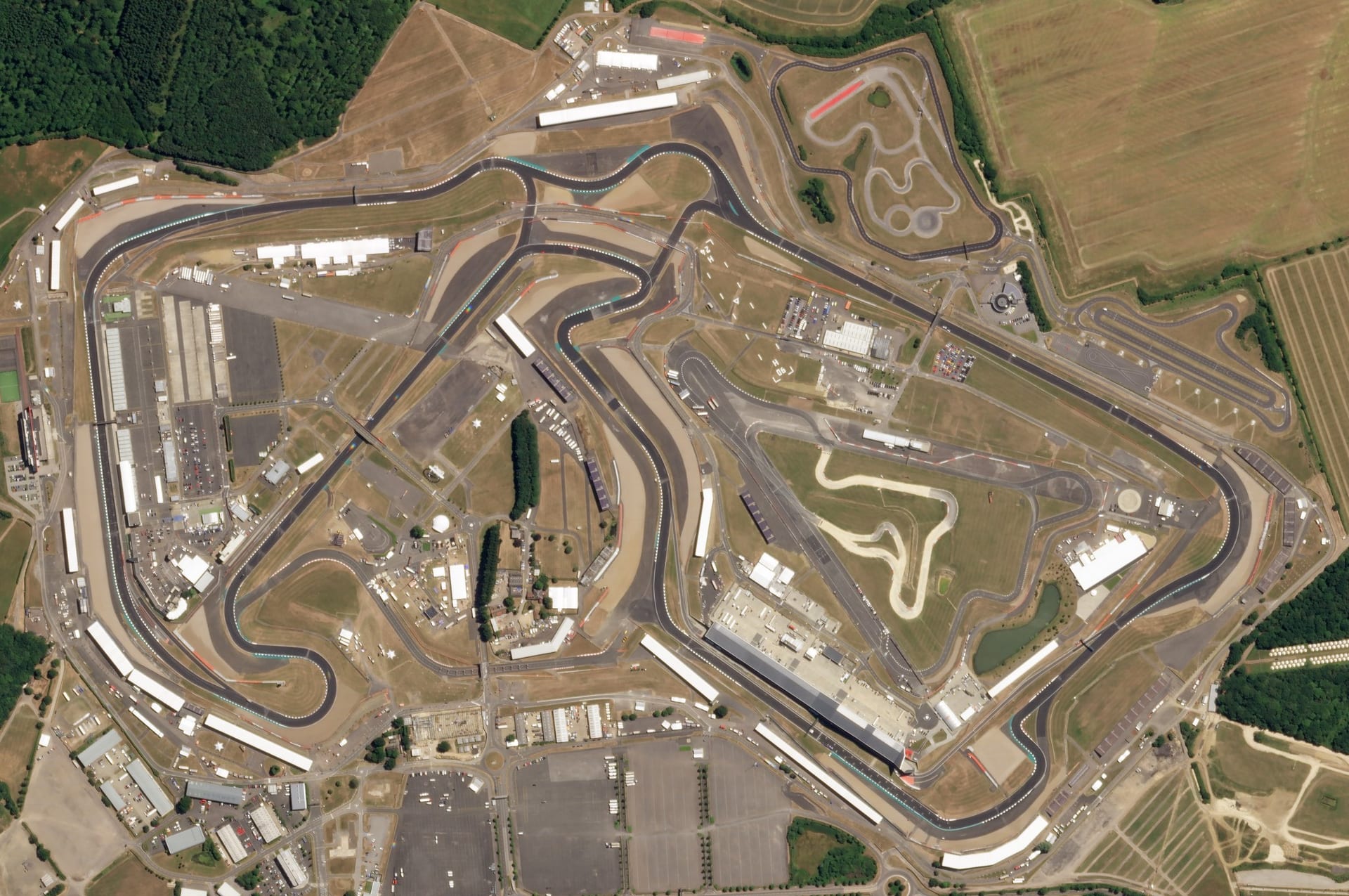 MotoGP Silverstone 2026 : train, navette et parkings